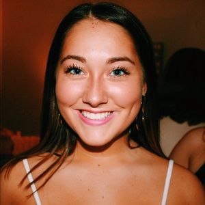 Meet your Posher, Alli